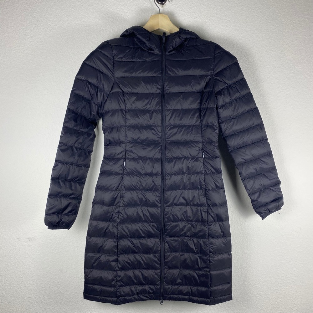 NEW Quince Womens XS Long Quilted Down Hooded Puffer Jacket Black‎ Lightweight
